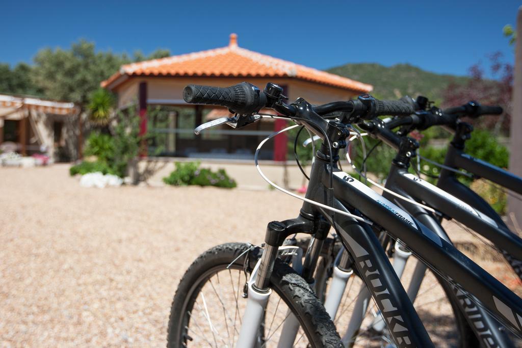 Casa Rural Las Gamitas Hotel Almoharin Exterior foto